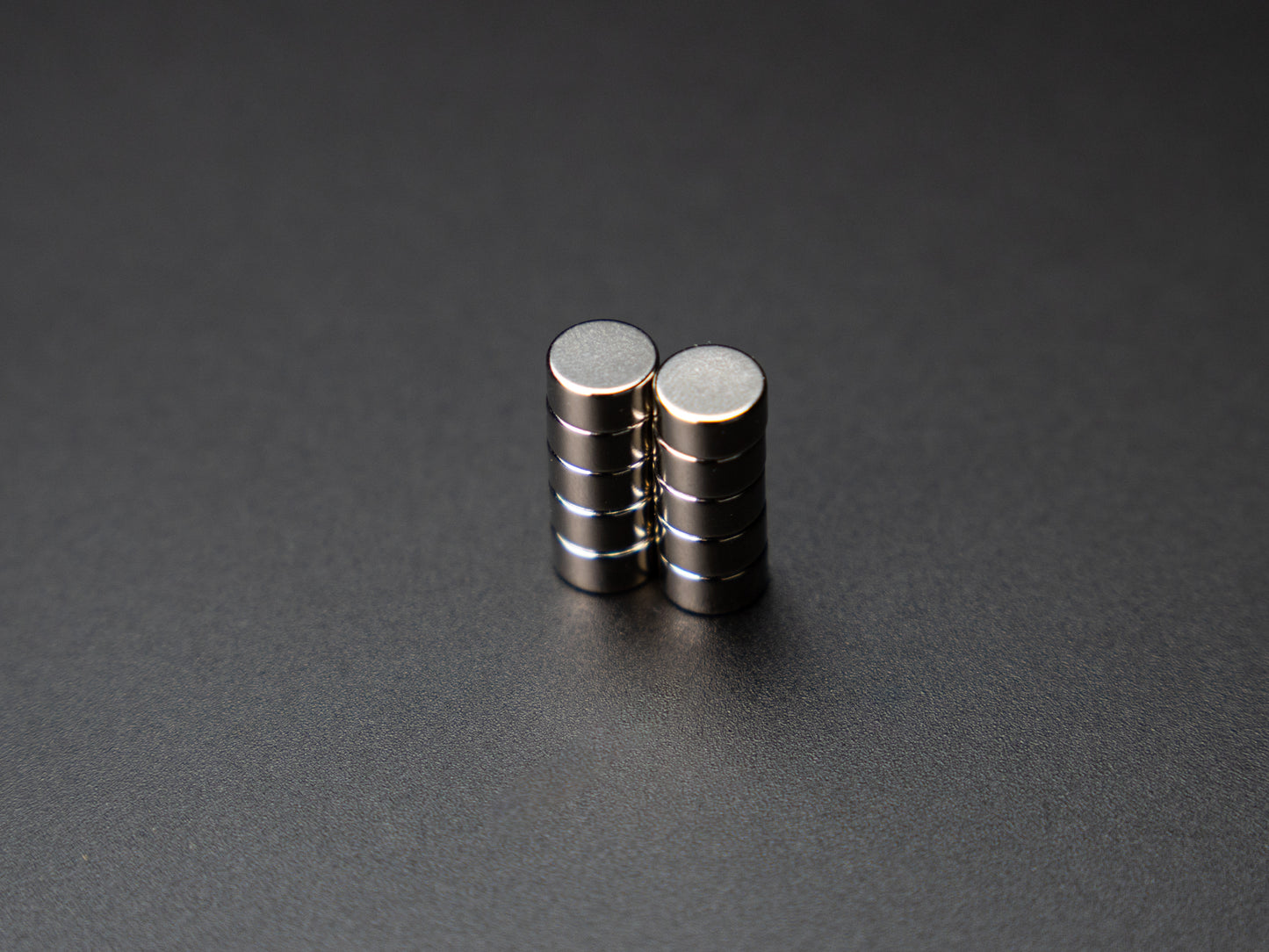 Magnet