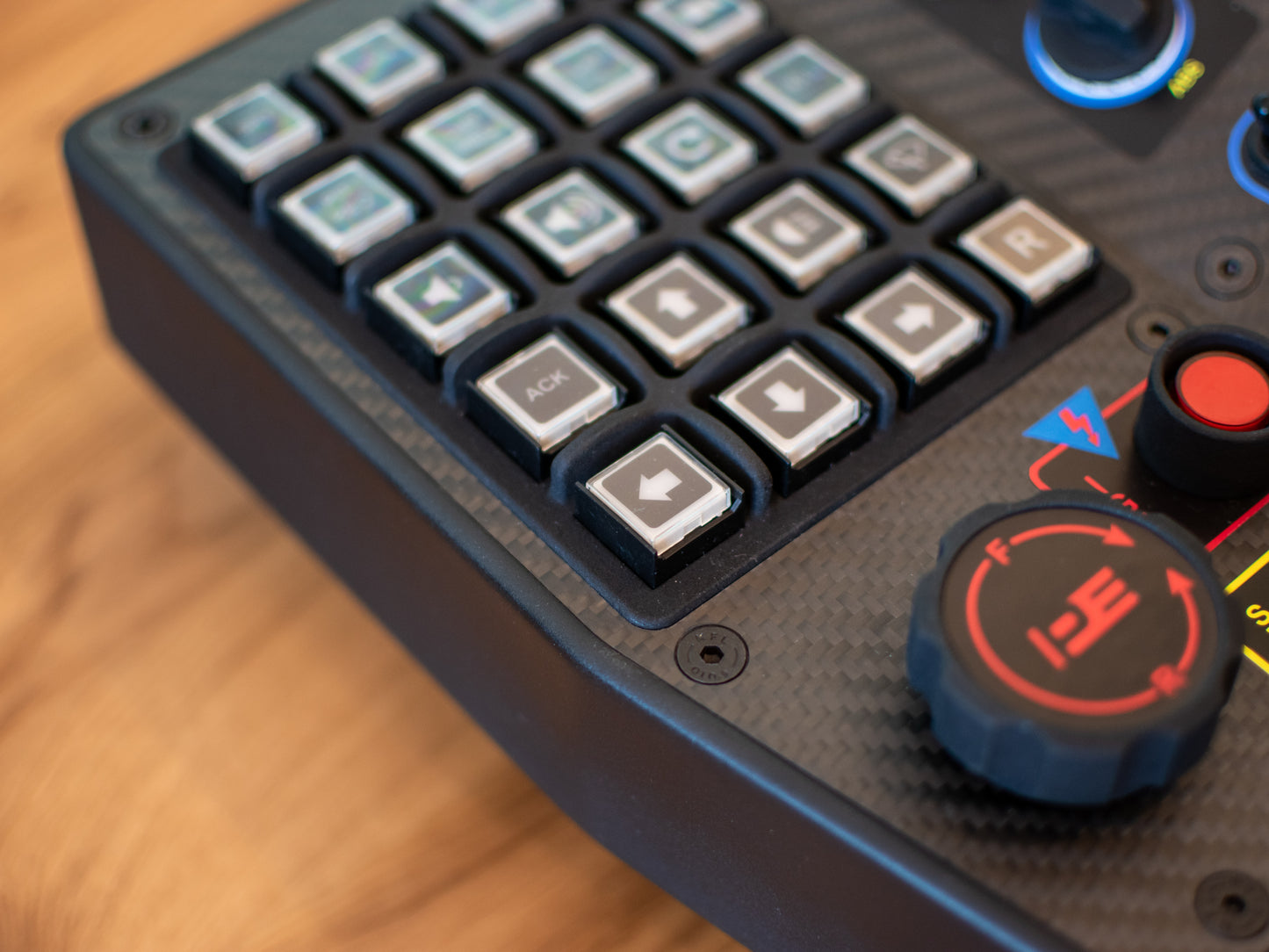 Pokornyi Engineering GTE Box DIY button box buttons