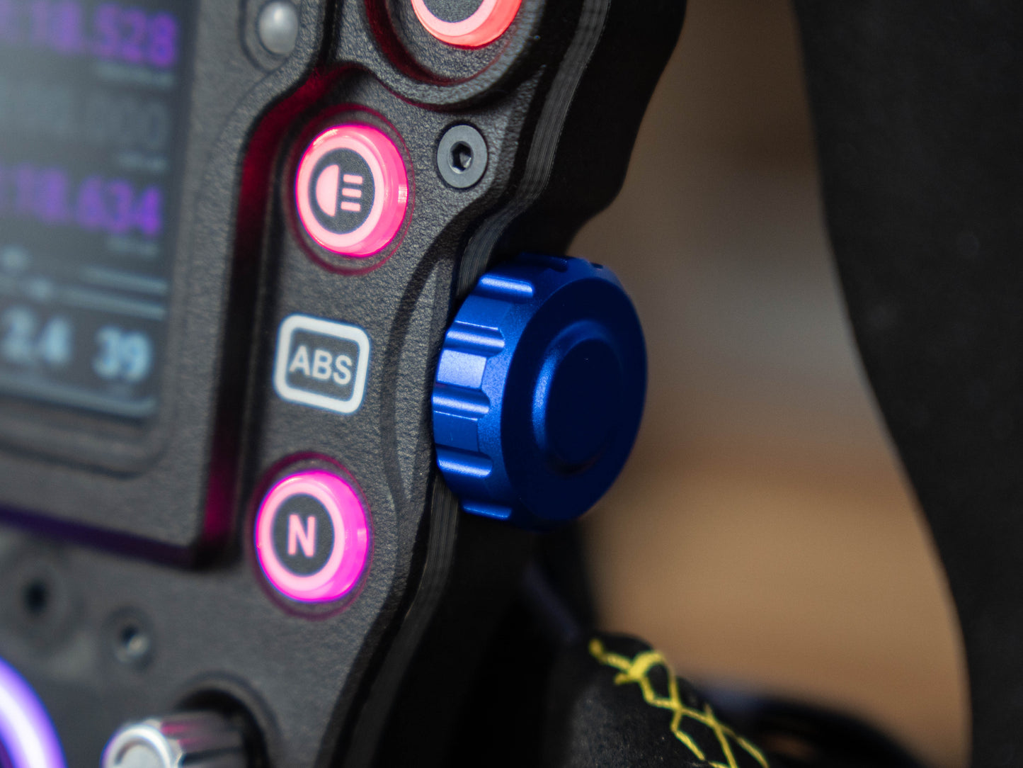 Thumb rotary encoders on the most universal sim racing button box with screen